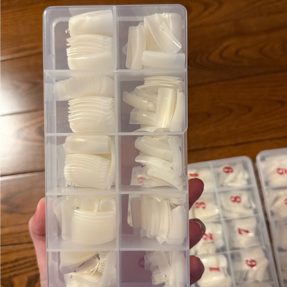 Fake nails bundle - Picture 2 of 5